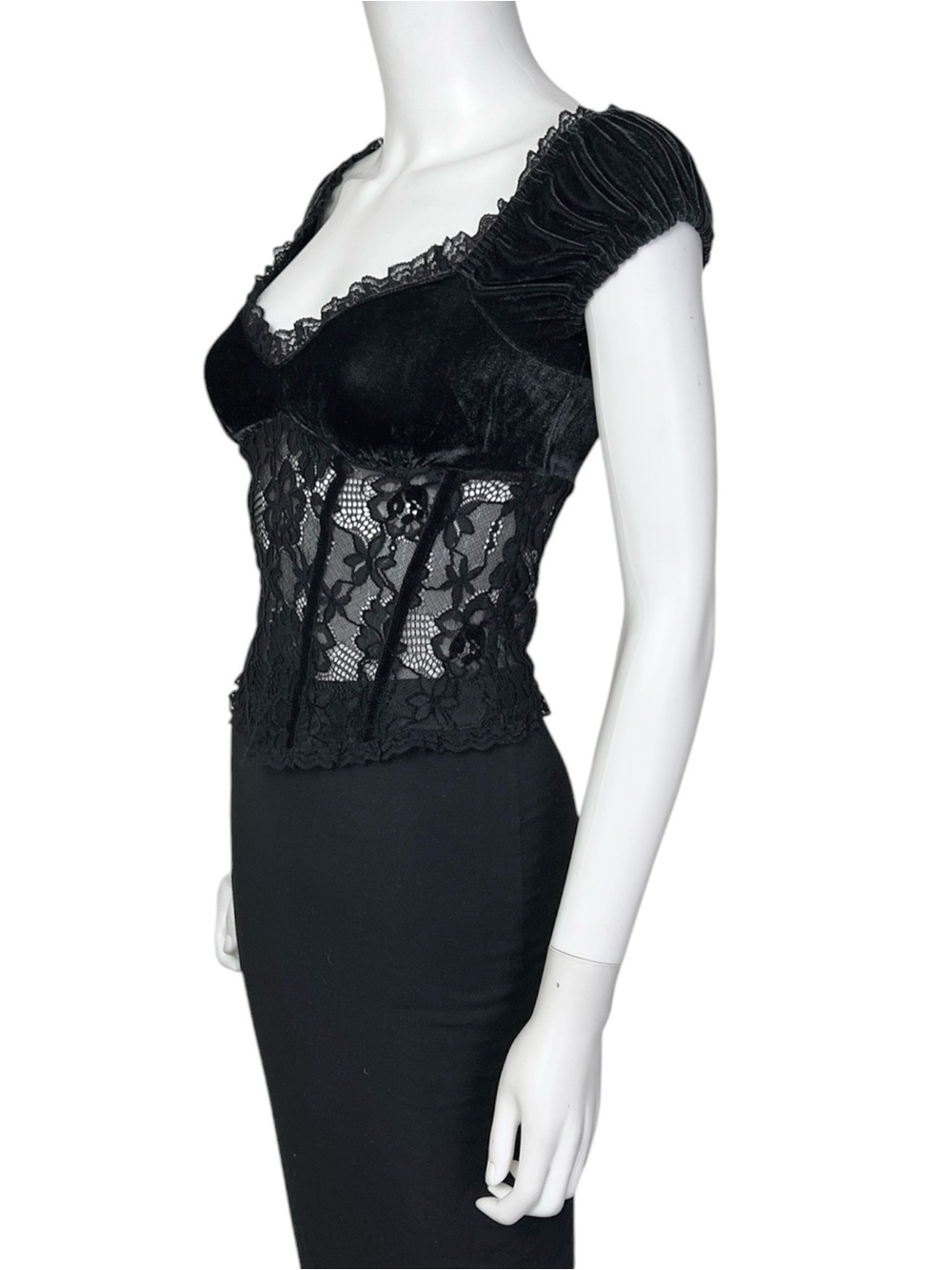 UO Kimchi Blue Elvira Velvet & Lace Puff Sleeve Blouse in Black - NWT sz Small - Picture 5 of 10